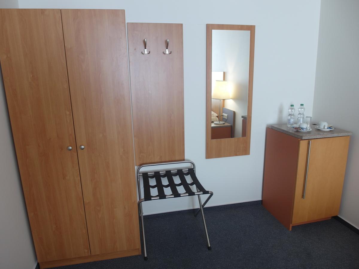 Hotel Harfa Prague Exterior photo